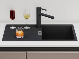 „black is beautiful findet auch franke und hat ein mattes tiefschwarz mit höchstem qualitätsanspruch für seine neuen armaturen entwickelt. Schwarze Spulen Und Armaturen Franke