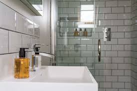 If you are planning to drive around the island then the below table gives the distances between the different villages on skye. Rooms The Ferry Inn