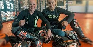 Antonina shevchenko, las vegas, nevada. Ufc Sisters Valentina Shevchenko Antonina Shevchenko Both Kitted Out In Tmt Gear As They Prepare For Their Next Bouts Tiger Muay Thai Mma Training Camp Phuket Thailand
