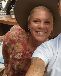 Happy new year 2025 As we step into this bright new year, I pray for your  happiness,health and success. May 2025 bring countless opportunities,  endless joy and a shining path to achieve