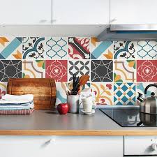 Gracias a la opción de laminado de alta calidad antideslizante para suelo, puede utilizar este soporte para la decoración, señalización o promoción en sus establecimientos comerciales, clínicas y edificios púbicos. El Rincon Vintage De Karmela Una Idea Facil Para Renovar Tu Cocina O Bano Los Adhesivos Vinil Azulejos Adhesivos Cocina Vinilos Para Azulejos Vinilo Azulejos
