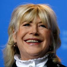 The Six hard-done wives of Henry VIII perform live in studio