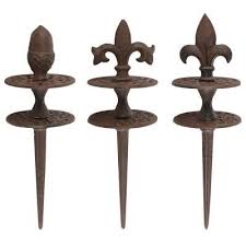 Hose Guide Cast Iron 3 Asst Styles Esschert Design Usa