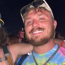 Peyton Booth (@peytonbooth1)