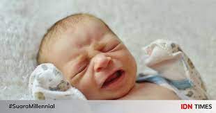 Yang pertama, bayi akan berhenti menangis di malam hari ketika menyadari bahwa tidak ada yang merespons. Kenapa Bayi Menangis Saat Malam Ini 7 Penyebabnya Yang Paling Sering