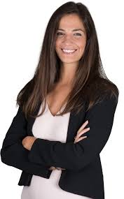 Eu analiso carteiras de seguros (ramos não vida, vida e saúde) e apresento. Ana Duarte Silva Associates People Vieira De Almeida Law Firm Lisbon
