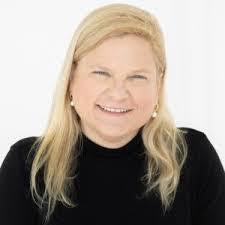 Linda Torelli's Instagram, Twitter & Facebook