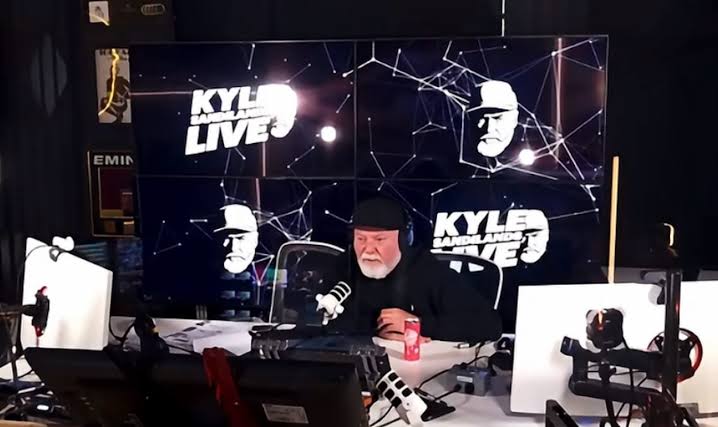 Kyle Sandilands tests new studio, drops hint about KIIS breakfast -  RadioInfo Australia
