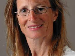 Former Easton school board member dies