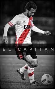 Ponzio sangró mucho, en otros casos, en otras personalidades, sale de la cancha, pero él siguió. 26 Ideas De Sangre Gallina Club Atletico River Plate River Campeon Imagenes De River Plate