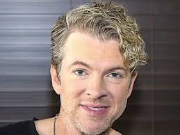 Rascal Flatts Guitarist Celebrates Three Years of Sobriety