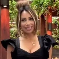 Gloria Sequeira's Instagram, Twitter & Facebook