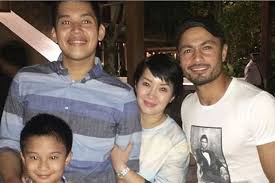 Последние твиты от kris aquino (@krisaquinoworld). Smart And Well Mannered Kid Derek Ramsay Welcomes Bimby To Family Dinner Abs Cbn News