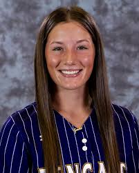 Gracie Higginbotham's Instagram, Twitter & Facebook