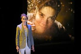 Ana Belén contra su Eva joven' vence y convence en el Principal