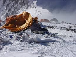 Sleeping beauty is the name of the body of american climber francys arsentiev who tried climbing the mountain along with husband sergei without supplemental for years he body lay in the open and was named sleeping beauty till goodall returned to everest in 2007 and brought her body to a lower. How To Remove Dead Bodies From Mount Everest Mountain Planet