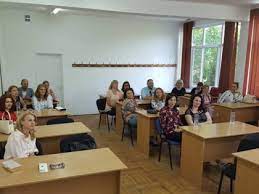 Liceul teoretic vasile goldis arad serbare craciun 2007 c. Revedere EmoÈionantÄ DupÄ 20 De Ani La Colegiul NaÈional Vasile GoldiÈ Foto Newsar Ro