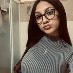 Alice Rizzuto's Instagram, Twitter & Facebook