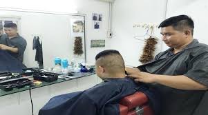 Your choice of hairstyle is pivotal in the way the world perceives you. Policemen Rush To Get A Haircut After Being Ordered To Do So