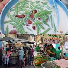 Aside from the standard mixture of red bean, palm sugar syrup and coconut milk in a bowl of finely shaved ice, bm's unique take of the. Penang Road Famous Teochew Cendol Picture Of Penang Road Famous Teochew Cendol Penang Island Tripadvisor