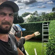 Steel Blue Crew: Nathan keeps Queensland's hedges looking sharp