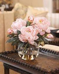 This video will show you ways to produce wedding event bouquets and arrangements for any. Fake Flowers Or Real Ones When It Comes To Decorating This Site Takes The Fake Flower Side Wit Fake Flower Arrangements Flower Arrangements Flower Decorations