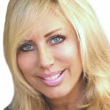 Sheila Holm's Instagram, Twitter & Facebook