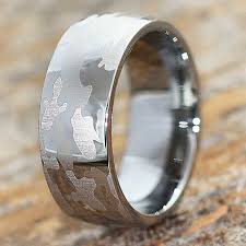 Camo Ring Men S Tungsten Wedding Band Military Wedding Etsy Mens Wedding Bands Tungsten Camo Rings Tungsten Carbide Wedding Rings