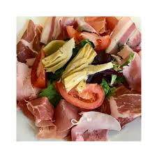La Recette De L Apero Italien Parfait Du Bon Vin Et Une Planche De Charcuterie A Partager Avec Les Amis Italian Restaurant Italian Pasta Healthy Recipes