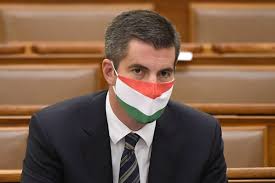 A politikai öröksége után még ki meri nyitni a száját? Kocsis Mate Szornyu Roviden