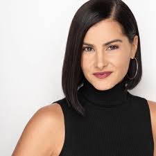 Evie Berry's Instagram, Twitter & Facebook