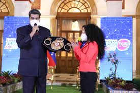 .porque se encontró que imitaba al logotipo del teatro de lieja. Presidente Maduro Abandero Delegaciones De Venezuela A Juegos Olimpicos Y Paralimpicos Tokio 2020