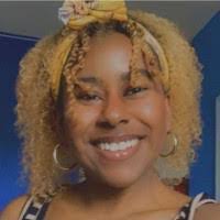 Rebecca Jeter's Instagram, Twitter & Facebook