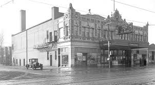 Photo Chicago Commodore Theater 3105 W Irving Park Road Neighborhood Theater With Just Under 1000 Seats 1924 Chicago Photos Irving Park Chicago