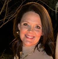 Karen Carlini's Instagram, Twitter & Facebook