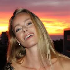 Can anyone recommend some good spots to capture the sunrise and sunset? I'm  planning a trip to Sedona in June. I'd like to bring something back. Thanks  in advance