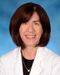 Jennifer Hopp's Instagram, Twitter & Facebook