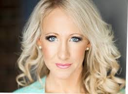 Kerry Gage's Instagram, Twitter & Facebook