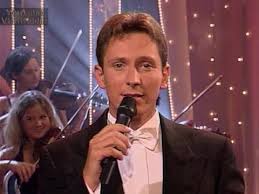 Helmut lotti (50) heeft zichzelf de voorbije jaren beter leren kennen, nadat bij hem autisme werd vastgesteld. Helmut Lotti Du Nur Du Allein 2001 Youtube