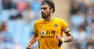 Five impressive midfielders manchester united should consider signing. Saul Niguez And Ruben Neves Can Give Manchester United Transfer Decision To Make Planet Concerns