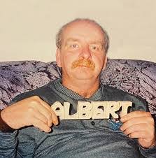 Albert Forrest's Instagram, Twitter & Facebook