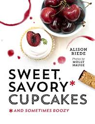 In this episode of the chef show, ugly delicious host david chang pays a visit to roy choi and jon favreau's kitchen. Sweet Savory And Sometimes Boozy Cupcakes Riede Alison 9781581572971 Amazon Com Books