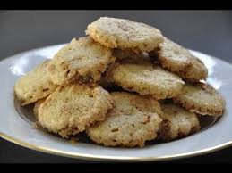 Recette De Cuisine Petits Biscuits De Noel A La Cannelle Et Au Chocolat Blanc
