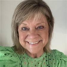 Michelle Hocker's Instagram, Twitter & Facebook