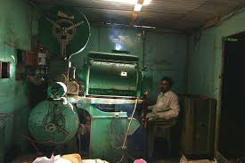 Kwanza - A premium factual-specialist ...