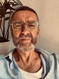 File:Peter Groth.jpg