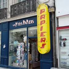 La politique des cancans et des petits papiers n'existe pas seulement à la préfecture de police ; Papeterie Les P Tits Papiers Home Facebook