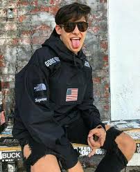 Ada banyak sekali gambar whatsapp bergerak lucu yang nantinya bisa anda download dan anda jadikan dp pada aplikasi wa yang anda miliki, ada dp whatsapp terbaru sampai dengan dp whatsapp. Galaksi Fotografi Remaja Gambar Pasangan Lucu Gambar Teman