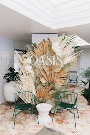 Flowerdesigns Design Designinterior Decor Decoration Decorationmaison A Pair A Pair A Flower Shop Display Trending Decor Flower Decorations