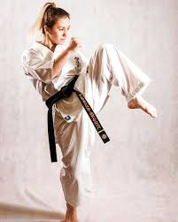 Pin By Anas Al Hashemi On Martial Art فنون القتال Martial Arts Women Martial Arts Girl Female Martial Artists